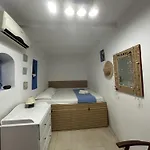 Traditional Renovated House In The Centre Of Casa de Férias Anafi