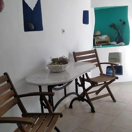 Traditional Renovated House In The Centre Of Vakantiehuis Anafi