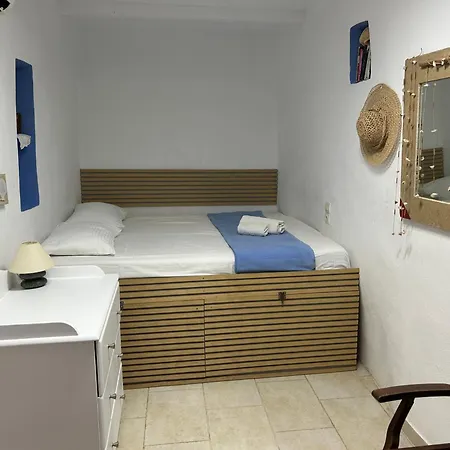Holiday home Traditional Renovated House In The Centre Of Anafi