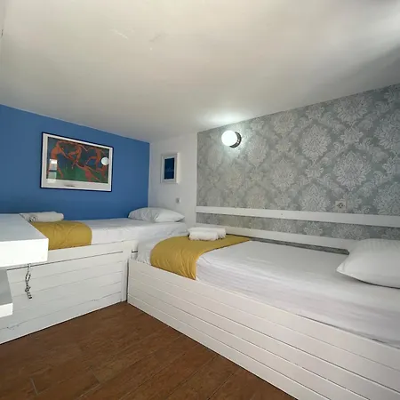 Vakantiehuis Traditional Renovated House In The Centre Of Anafi